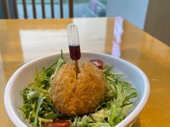 酥炸猪肉裹温泉蛋-胜博殿日式炸猪排(西红门店)