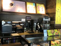 面包甜点陈列柜-星巴克(武康路店)