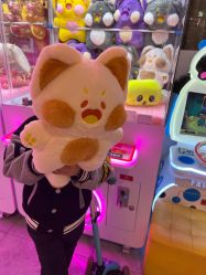 -Fang Fang Monkey·方方猴(国瑞购物中心店)