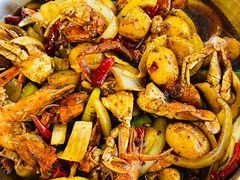 -休记光头香辣蟹干锅店(衣冠庙店)