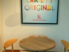 用餐区-肯德基(大学路DT店)