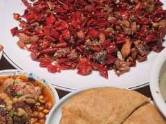 -肖四女乐山跷脚牛肉(滨江天街店)