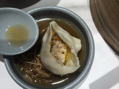 -馋三尺蟹粉小笼(人民广场店)