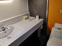 -莫泰酒店(厦门万象城火车站地铁站店)