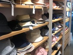 -名创优品(海珠乐峰广场店)
