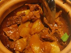 牛腩白萝卜煲-汤城小厨•粤菜•靓汤(苏州街店)