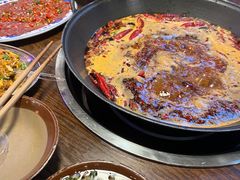 -萍姐火锅·公路夜市(武汉首店)