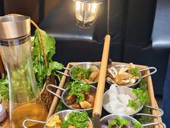 -一朵菌·野生菌探索家火锅(南亚店)