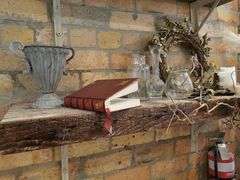 -FLOVIE FLORIST CAFE