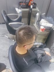 -米可造型烫发染发