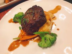 -WOLFGANG PUCK KITCHEN & BAR(迪士尼小镇店)