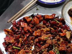 -曹掌柜小酒馆烧烤集团(宾川路店)