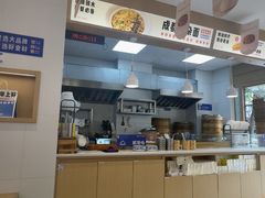 -李与白包子铺(桐梓林店)