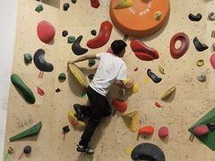 -Upper Climbing Gym 攀岩(华侨城店)