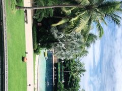 -三亚湾海居铂尔曼度假酒店