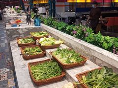 自助取餐区-火锅岛潮牌自助餐厅(天津天佑城店)