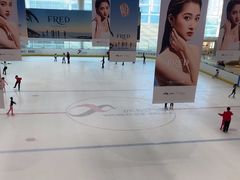 -冰纷万象滑冰场(沈阳万象城店)