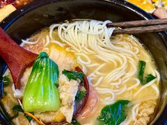 -顺意米线店(四方街店)