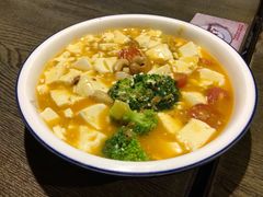 -青叶202都市餐厅(迪诺水镇店)