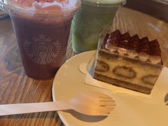 -星巴克(杭州临平万达广场店)