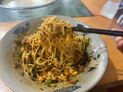 -丁丁猫重庆小面(徐州路店)