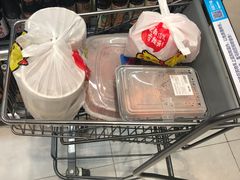 -盒马X会员店(王府井奥莱UP TOWN店)