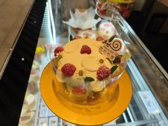 -花花卷卷·鲜食蛋糕(静安久光百货店)