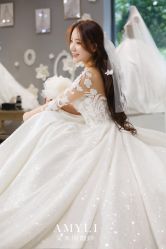 -艾米丽婚纱礼服