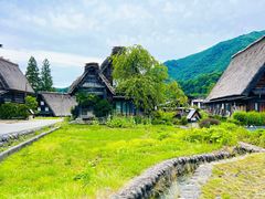 -白川乡与五箇山的合掌构造村落