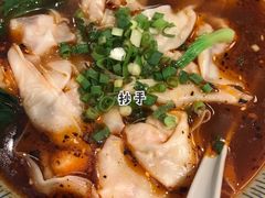 铁板鸡汁锅贴-遇见小面(白云机场T2安检外店)