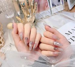 -H12 STAR日式美甲美睫专门店