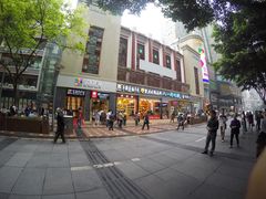 -好吃街美食城(八一广场店)
