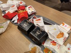 -麦当劳(杭州西湖银泰百货店)