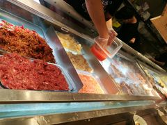 -成都你六姐·牛肉冒菜(城市集市合生汇店)