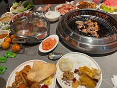 -黑金·寻焰自助百汇·烤肉·火锅(中街店)