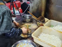 -哈海英麻辣烫(中华西路步行街店)