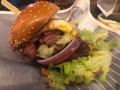 -Ribs & Burgers The Rocks