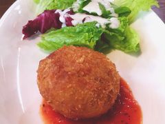 奶酪土豆饼-BISTROFIORE美伊娜(伊犁南路店)