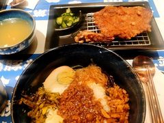 君悦排骨饭-馔豚·台北菜专门店(深圳湾万象城店)