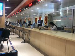 -西湖区行政服务中心之江分中心-停车场