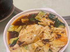 -三鞭一花·独一处·元英砂锅(海光寺店)