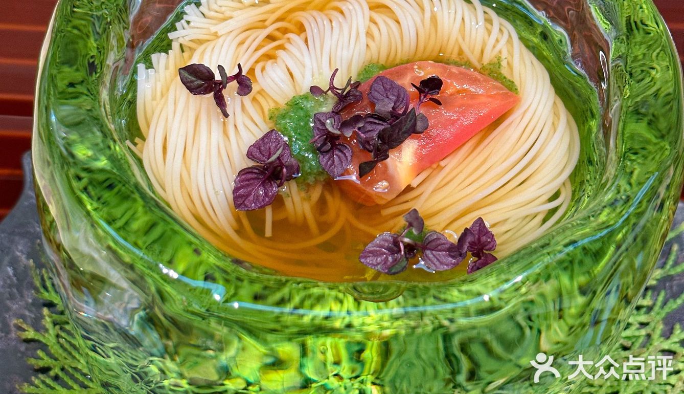 人均2k独栋日料店🍣一线湖景赏荷花