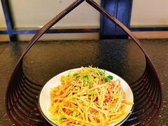 香椿茴拌豆油皮-茶叁酒肆·楚味江湖(菱角湖店)