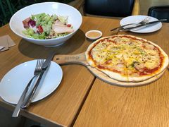 -文汇新民联合报业集团(上海报业大厦店)