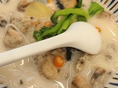 -鲜越鲜鱼粉(财富购物中心店)