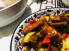 -客家大院·非遗赣南客家菜(郁孤台店)