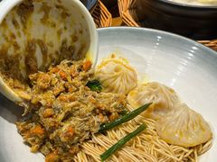 -馋三尺蟹粉小笼(人民广场店)