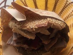-洪峰浩老北京烧饼夹肉(角门路店)