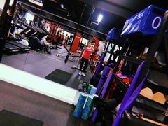 -坚果健身24小时工作室(定西路店)
