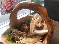 -捞王锅物料理(上海世茂广场店)